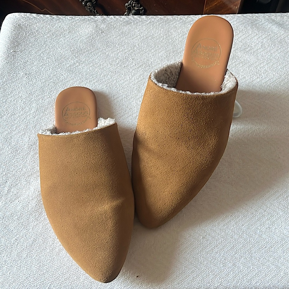 Andre Assous Tiana Mules Size 7